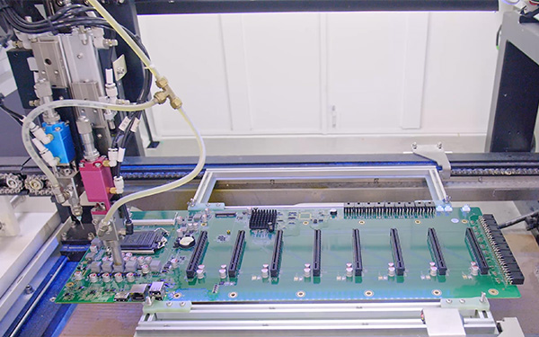 三防漆涂覆+功能測試一站式PCBA加工，深圳1943科技如何高效實(shí)現(xiàn)？